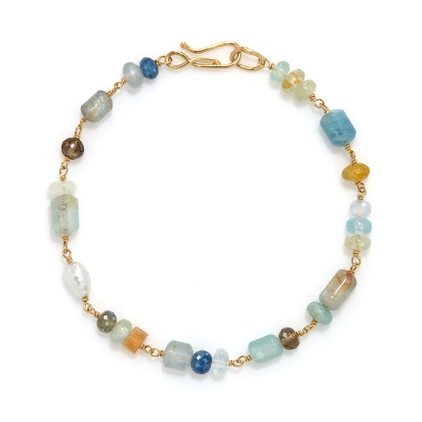 Aquamarine mixed bead bracelet