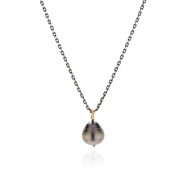 Tahitian pearl pendant